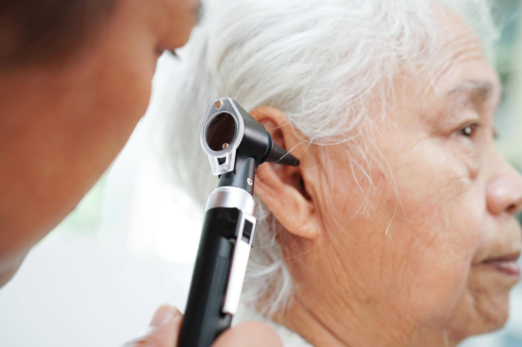 Types of Hearing Loss in Seniors: Understanding the Differences