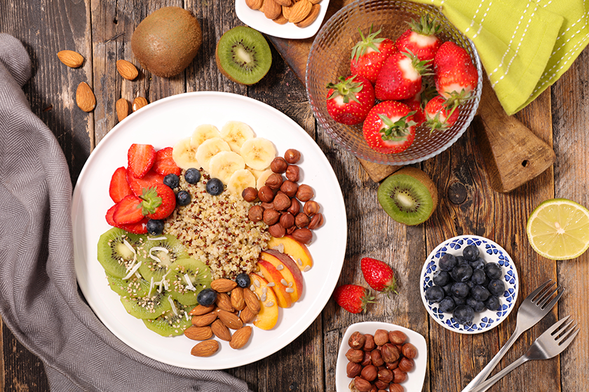 Breakfast with quinoa and fruits